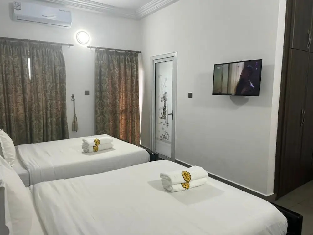 MJ Grand Hotel