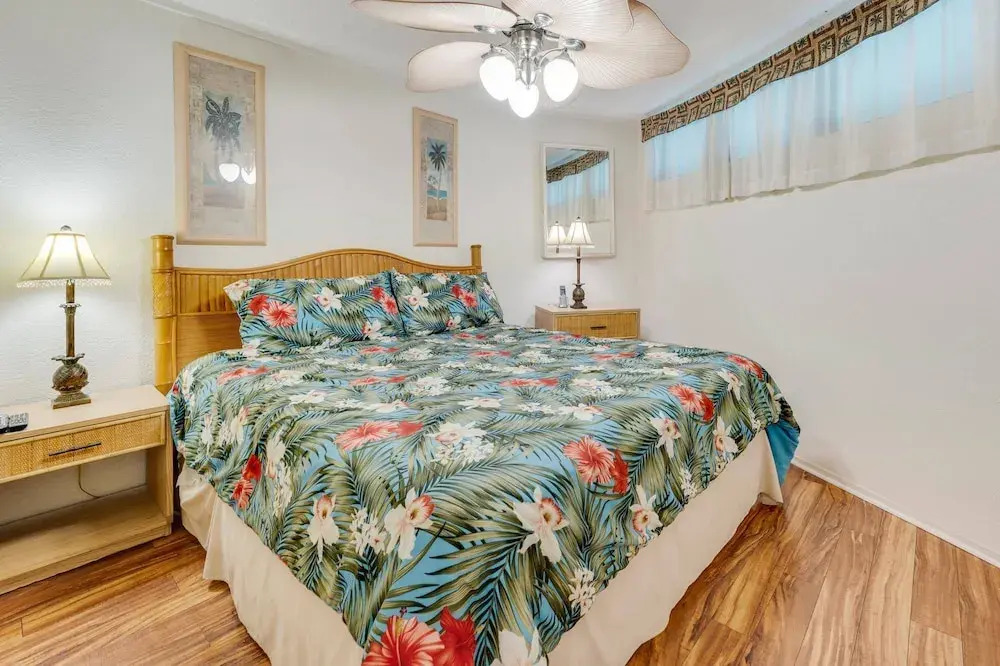Big Island Kona Reef C-32 by Coldwell Banker Island Vacations