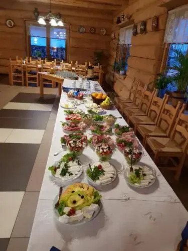 Hotel Pod Strzechą
