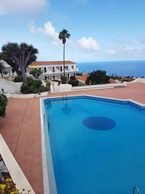 Apartment with One Bedroom in Tacoronte, with Wonderful Sea View, Shared Pool, Furnished Terrace - 4 Km From the Beach