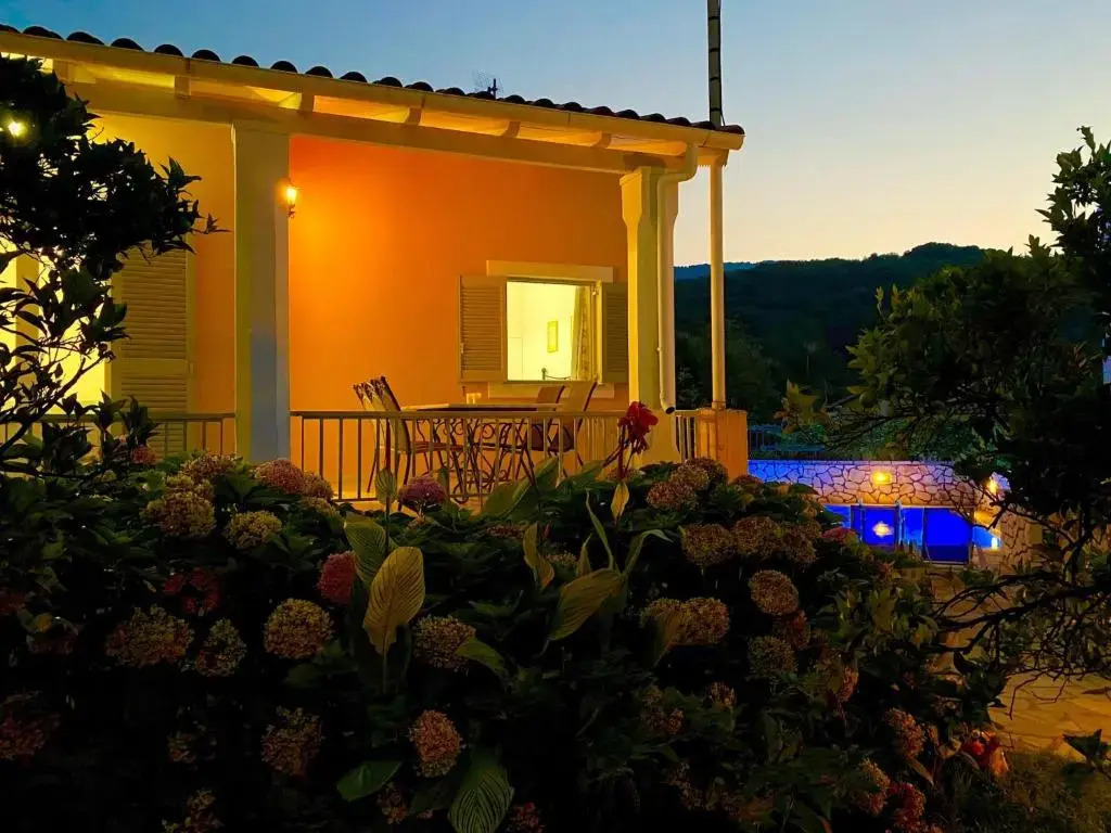 Villa Olga Kassiopi with private pool by DadoVillas
