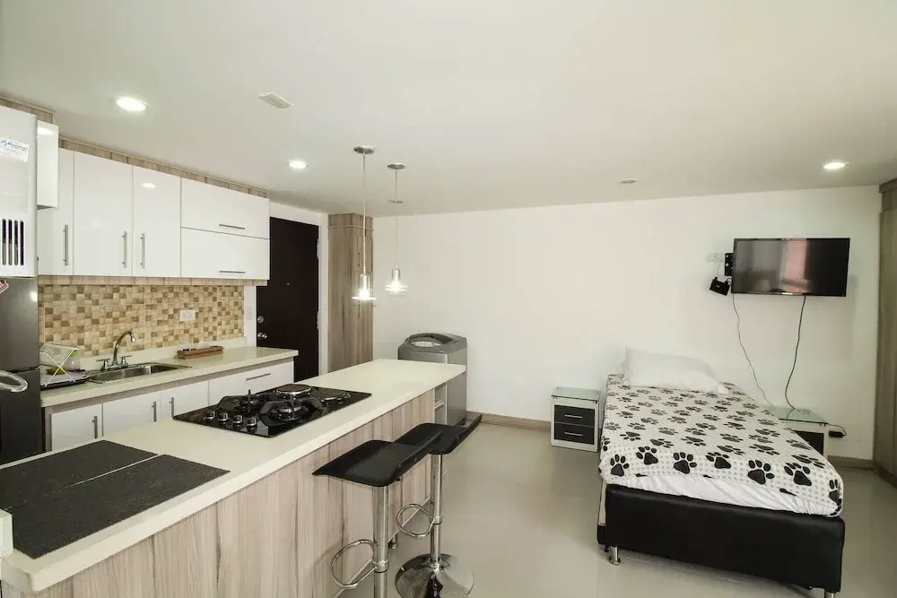 Apartamento Estudio Con 3 Camas Poblado Piso Alto