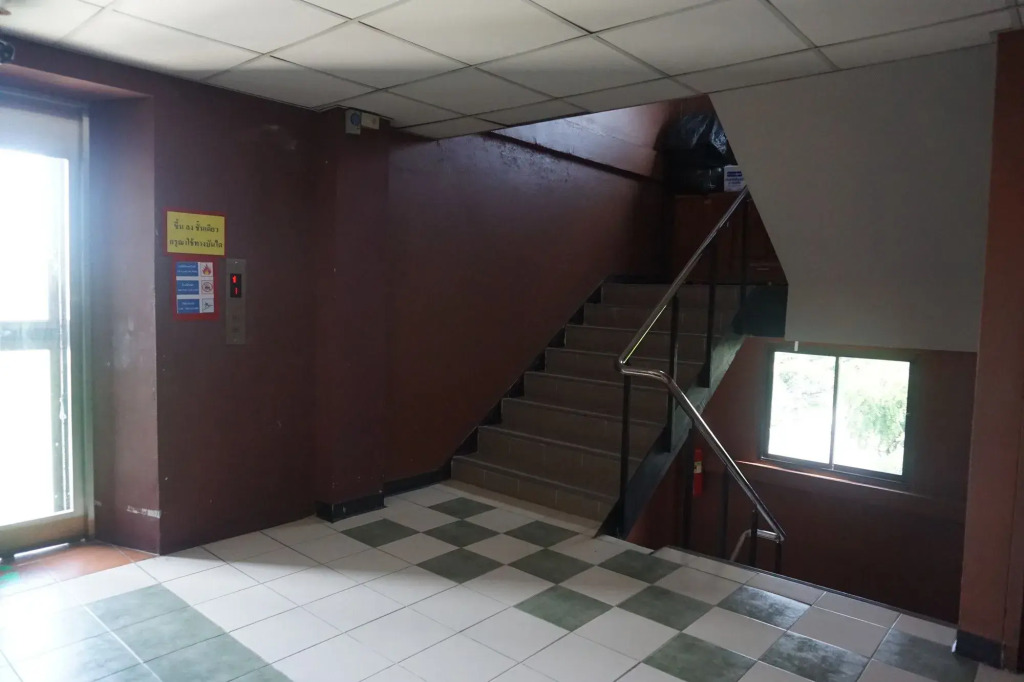 Bangkok Travel Suites Hotel