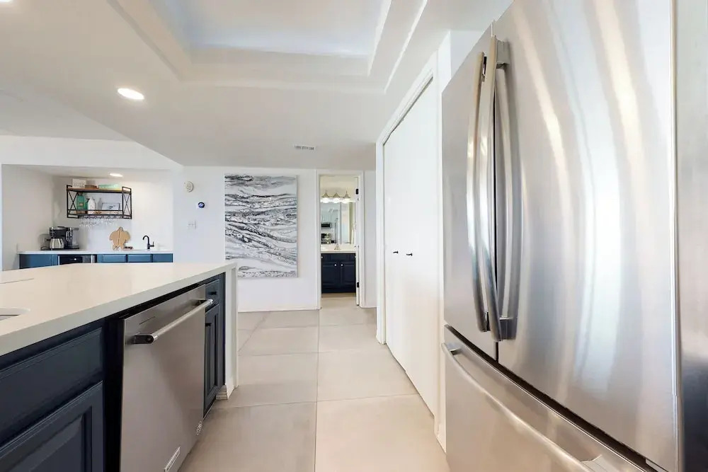 3BR w/ Wraparound Balcony: Suntide III - Unit 901