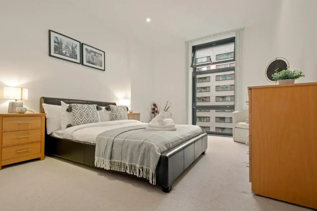 South Quay Serviced Apartments By Mysquare