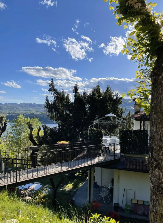 Terrazza sul lago