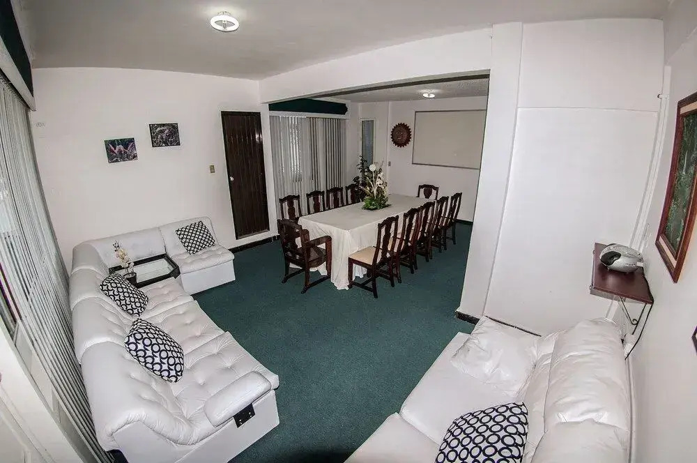 Hotel Michelle
