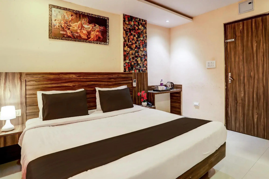 OYO 16428 Hotel Comfort Inn