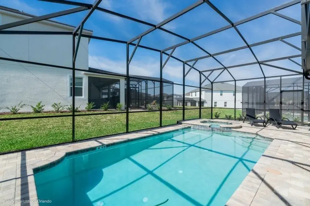 Beautiful Spacious 6 Bed Pool, Spa, Game Room 6 Bedroom Villa by RedAwning
