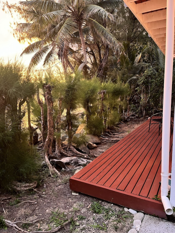 Toreaiva 91 Beachfront Studios