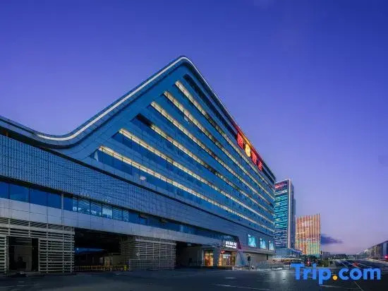 Super 8 Hotel Premier Urmqi High-Speed Railway Station