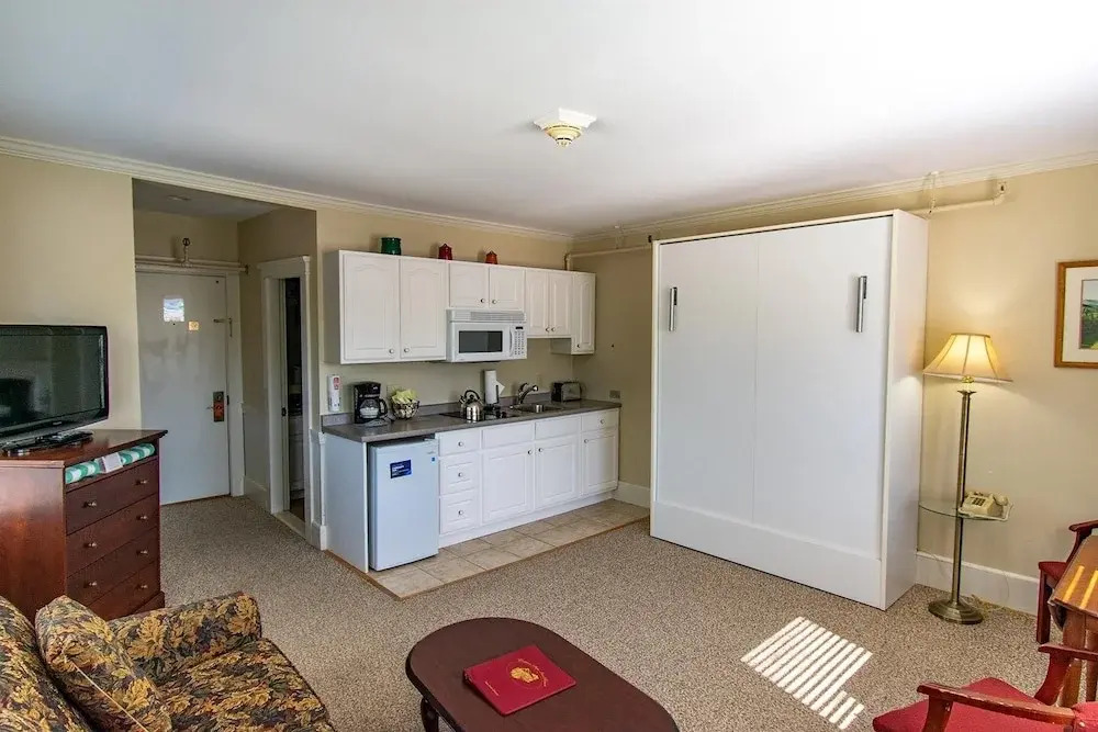 Eastern Slope Inn Resort