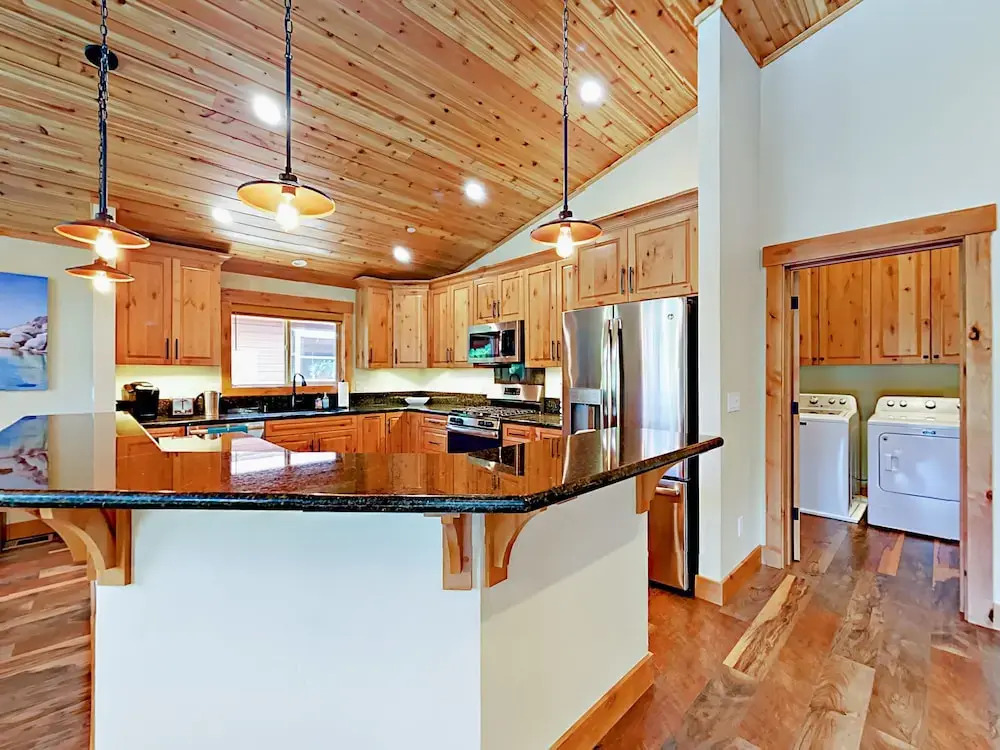 1573 Cree St Home