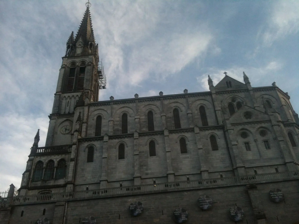Greet Lourdes Centre Pyrenees