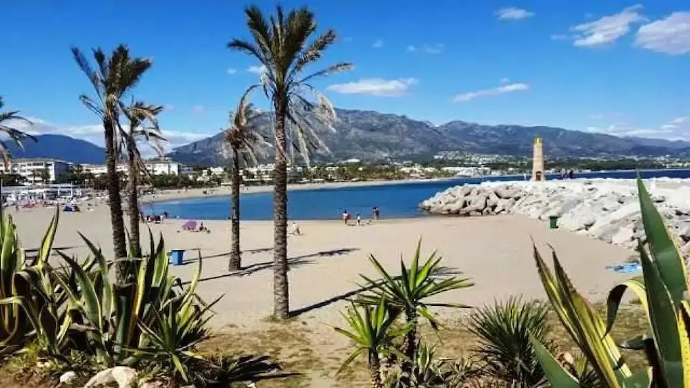 Andalusia, luxury apartment 4 pers. sea side