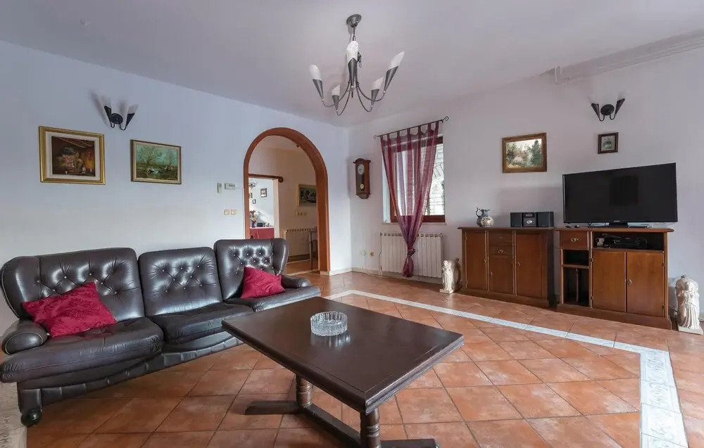 Nice Home in Pula With Wifi and 4 Bedrooms