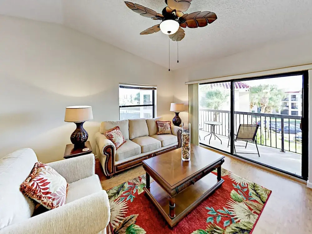 Beach-Themed #F32 - 2 Br Condo