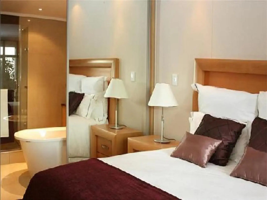 Sandton Grand Suites