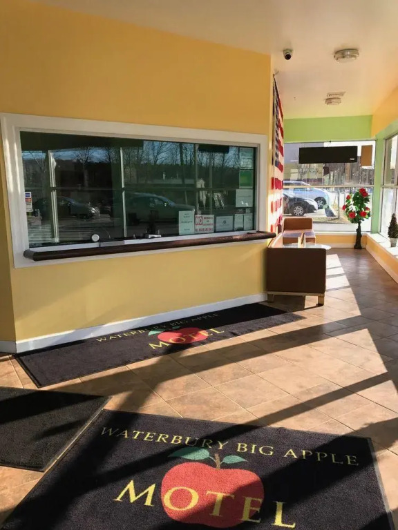 Waterbury Motel