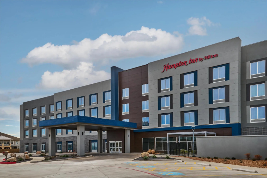 Hampton Inn by Hilton Midland West