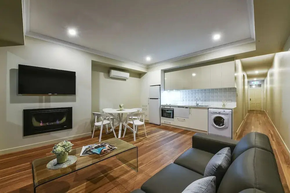 Aloha Central Luxury Apartments