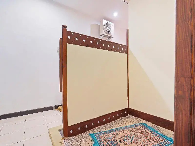 Tatti Inn Syariah Seturan RedPartner