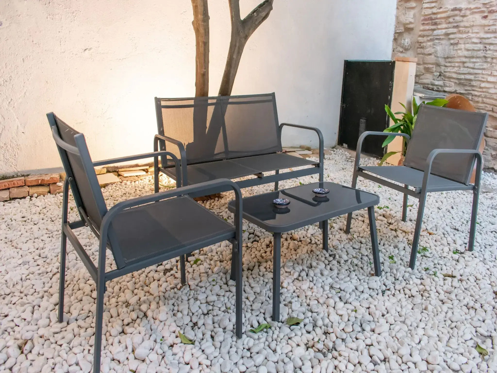 Charming Holiday Home in Fuentes de Andalucía With Pool