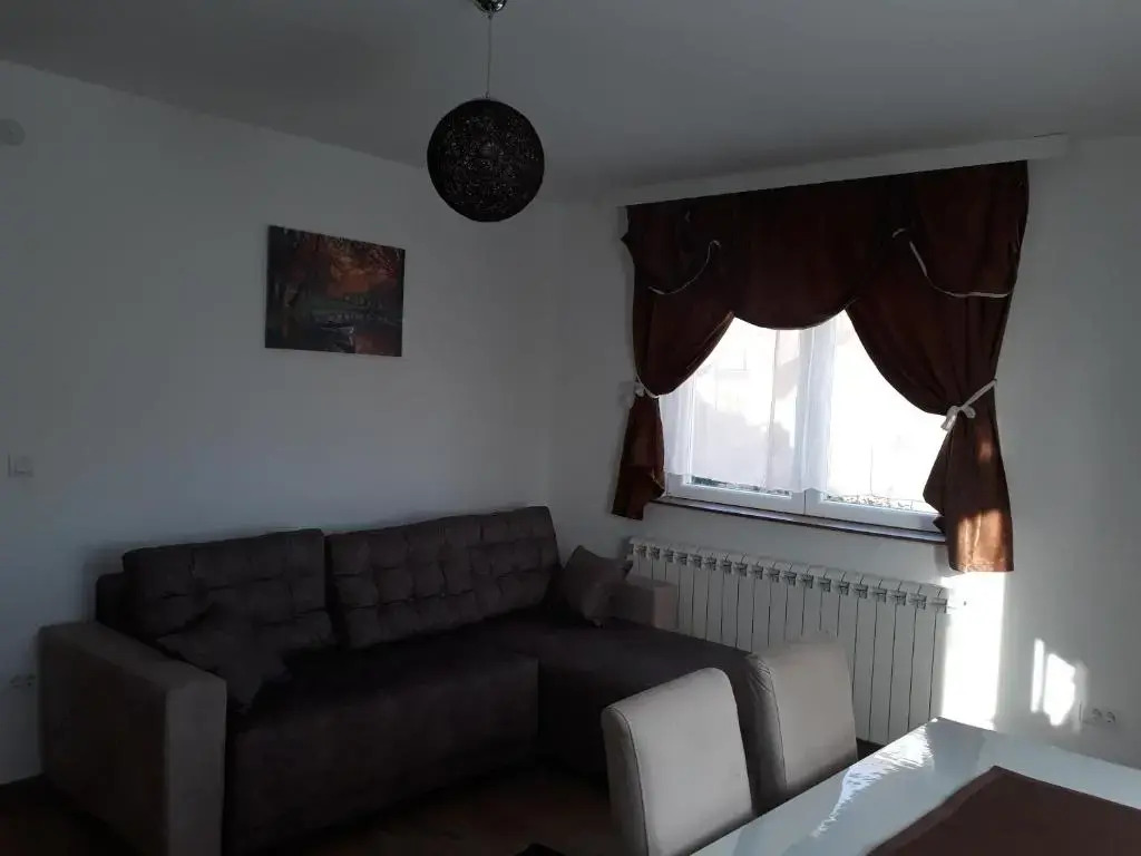 Iznad Oblaka A5