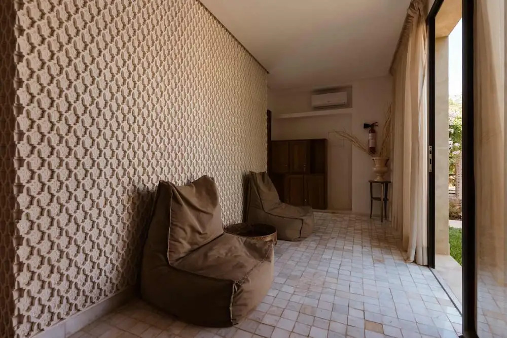 The Garden of Siredrah an Oasis With Pool and Hammam