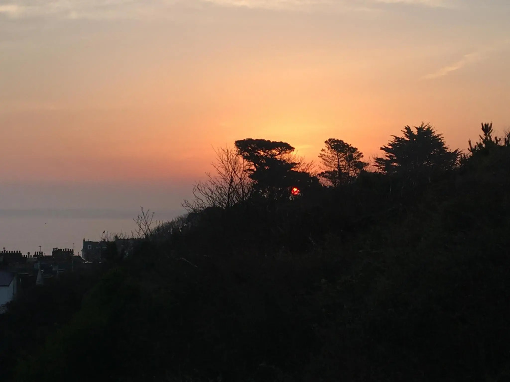 Uno - St Ives