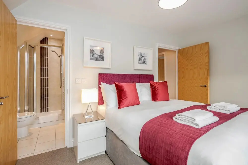 Roomspace Apartments -King Johns Place