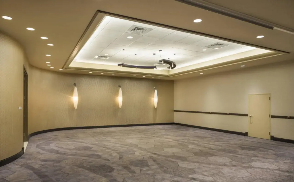 Renaissance Phoenix Downtown Hotel