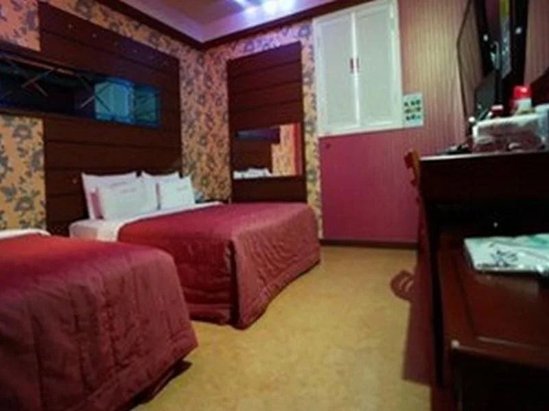Free Zone Motel