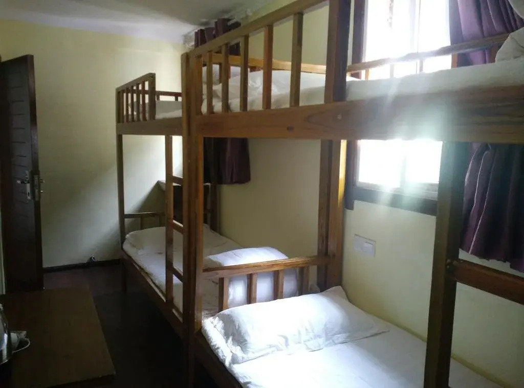 Wulingyuantuniu Youth Hostel