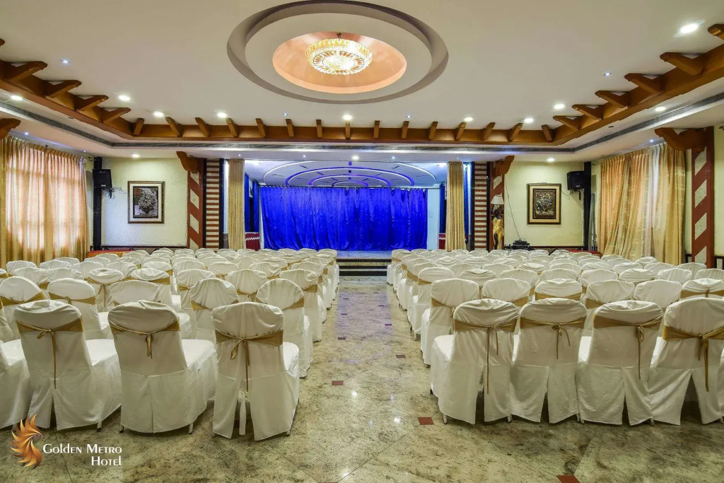 Golden Metro Hotel