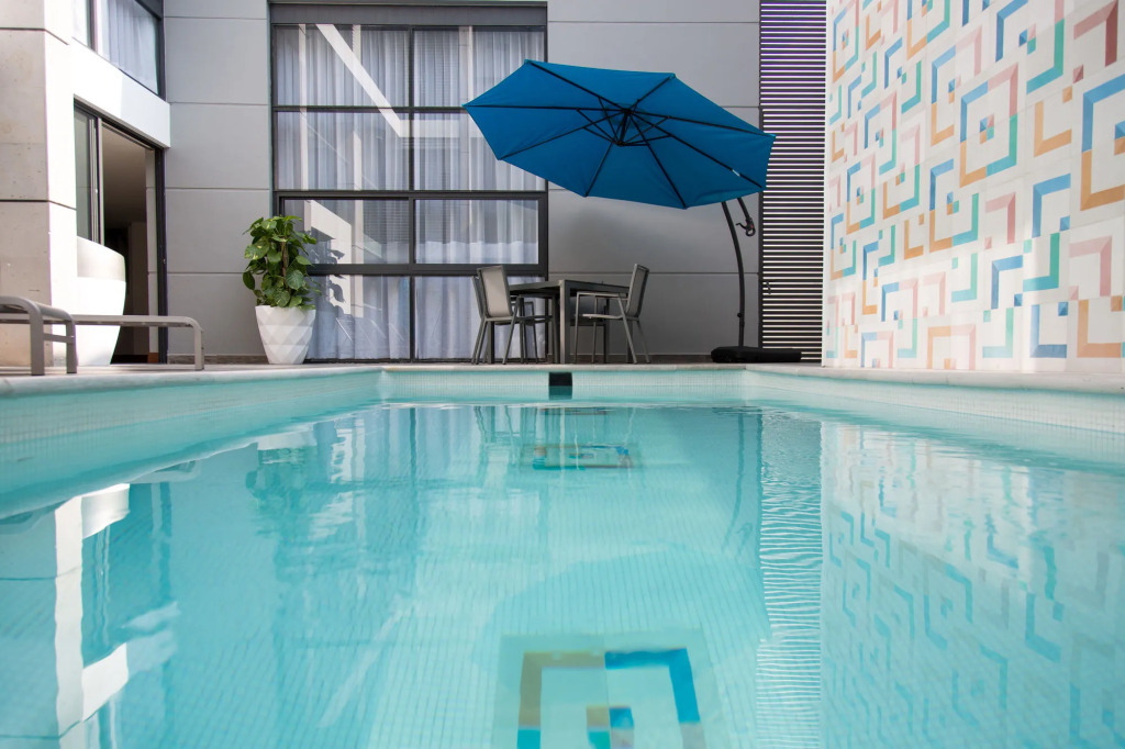 FCH Hotel Expo Adults only