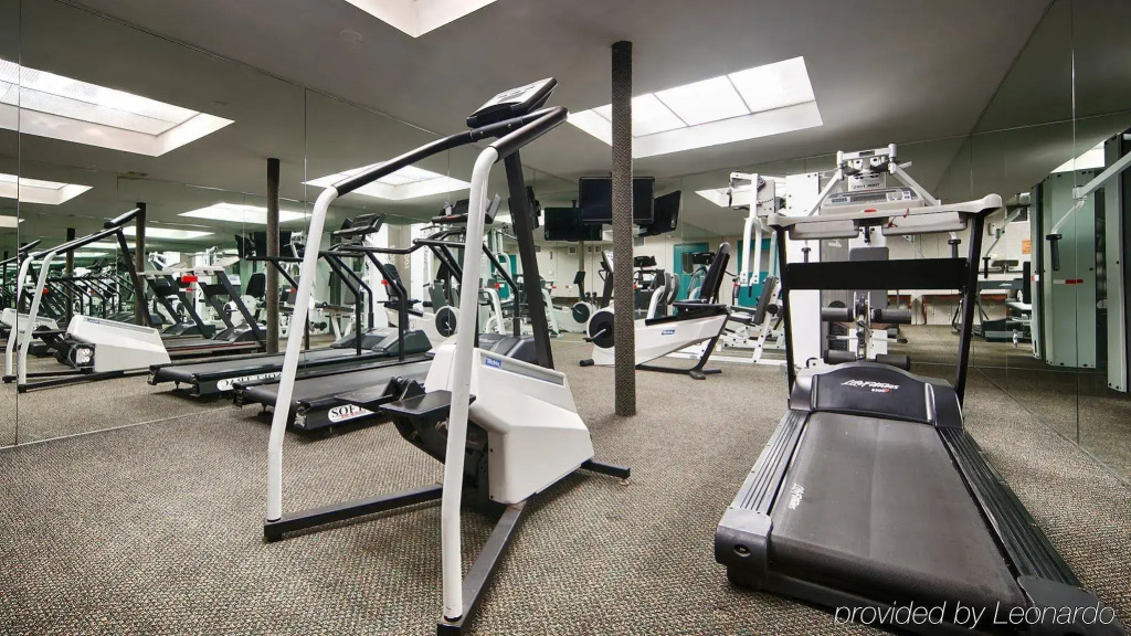 SureStay Plus by Best Western Woodbury Inn