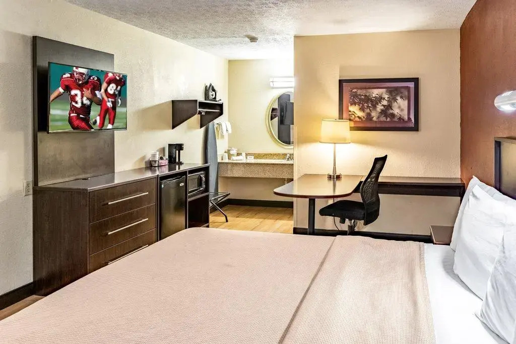 Red Roof Inn Columbus - Taylorsville-Edinburgh