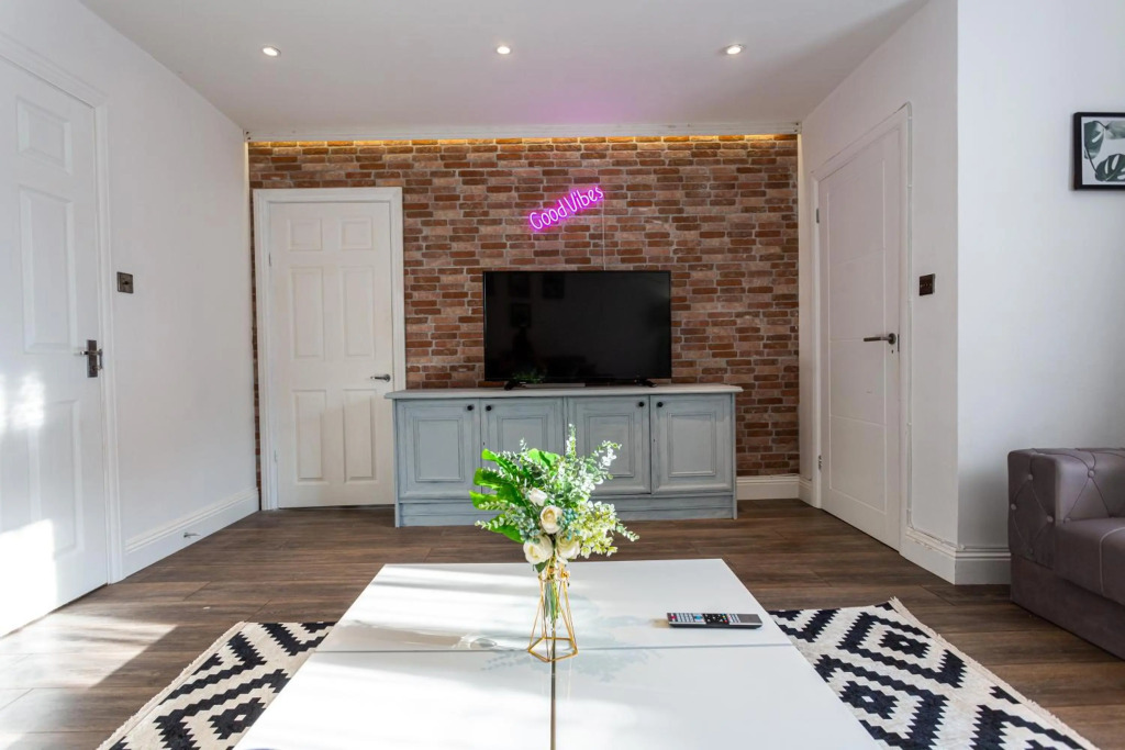 Hamlet Mews by Sorted Stay