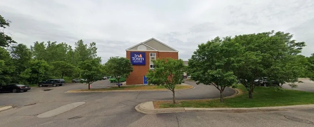 InTown Suites Extended Stay Minneapolis MN - Coon Rapids