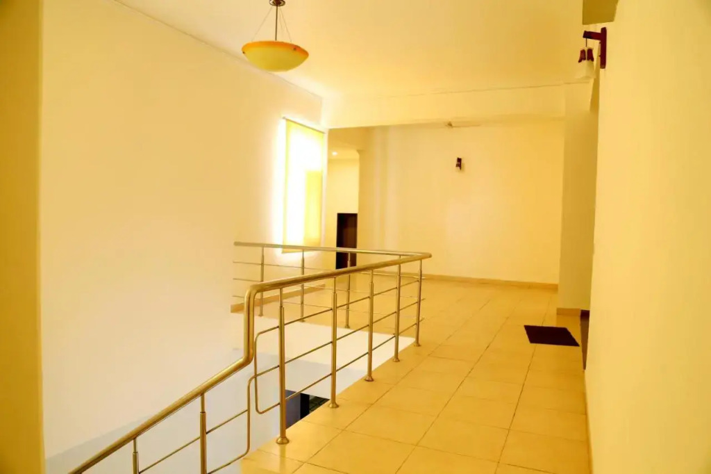Hotel Rajmahal