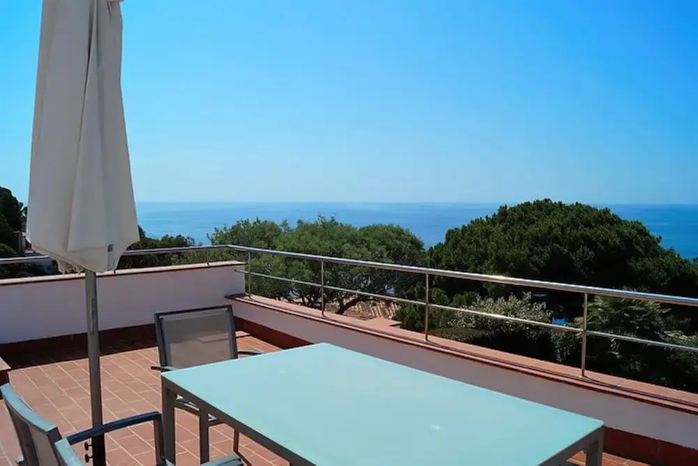 House - 2 Bedrooms with Pool, WiFi and Sea views - 107935