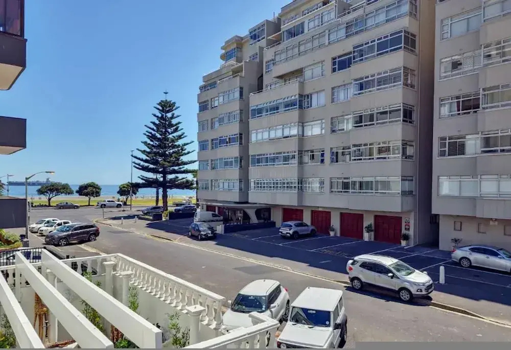 Lovely 3 Bedroom Apartments