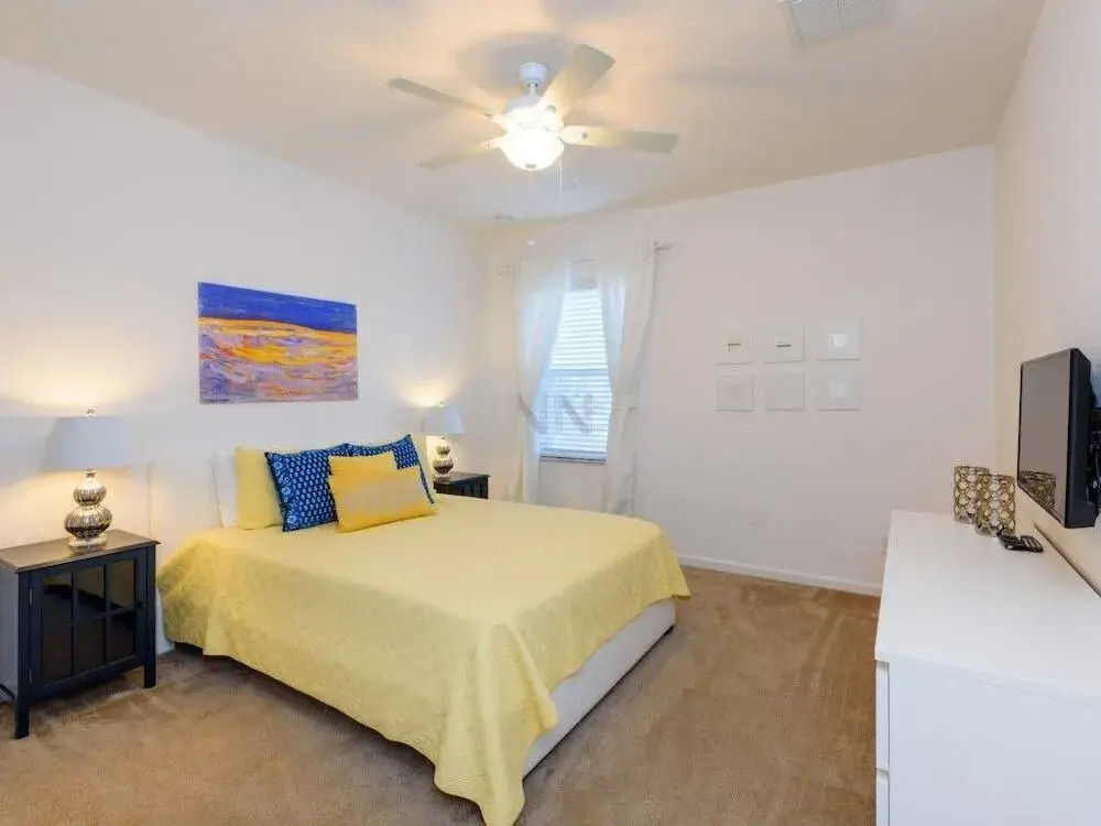 6 Bedroom Holiday Rental(6Sts43Ac48)