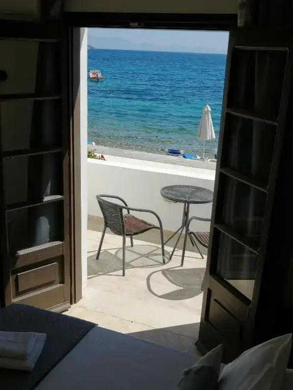 OASIS APARTMENTS