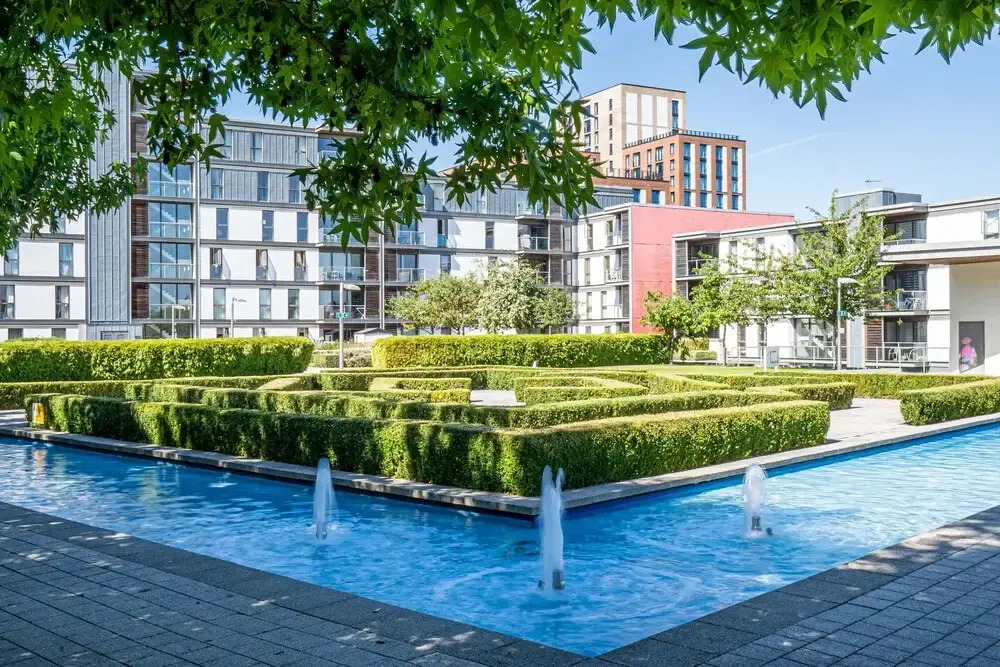 Cotels at Vizion Serviced Apartments, Superfast Broadband, Central Location, Free Parking, Fully Equipped Kitchen