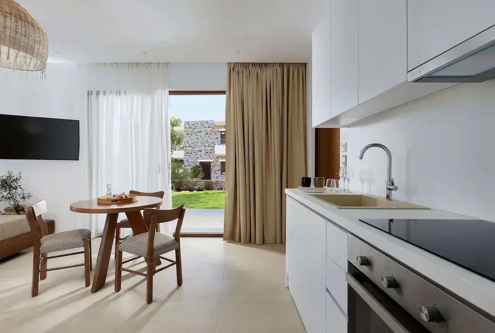 Volta Suites and Villas