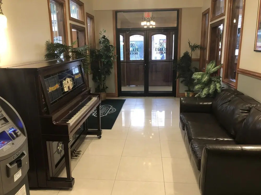 The Rialto Hotel