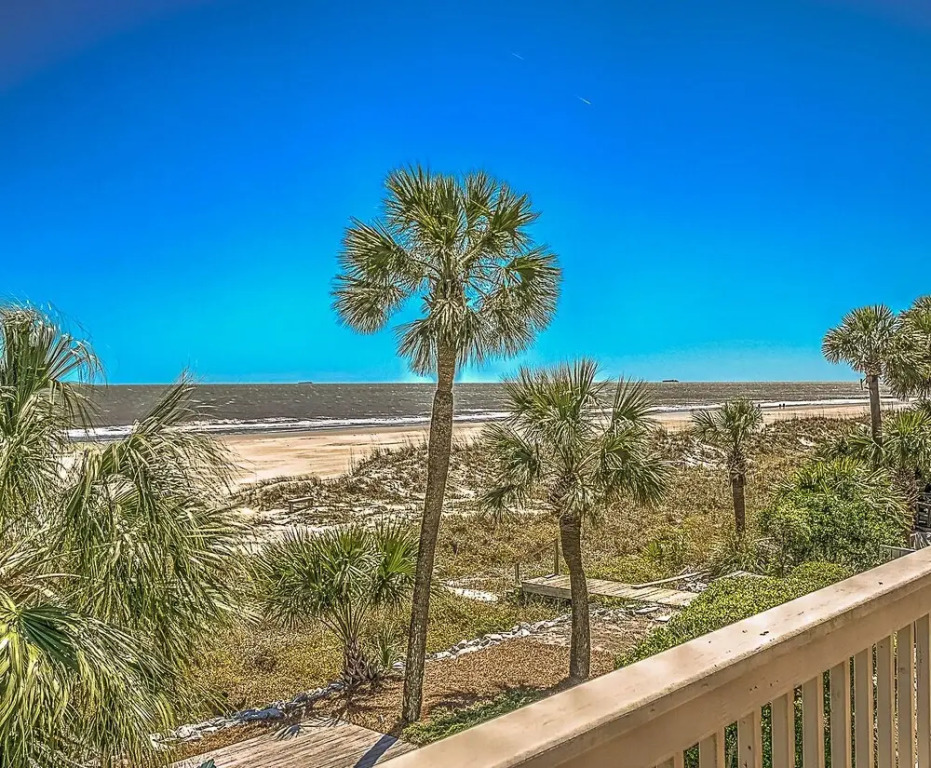 131 Dune Lane