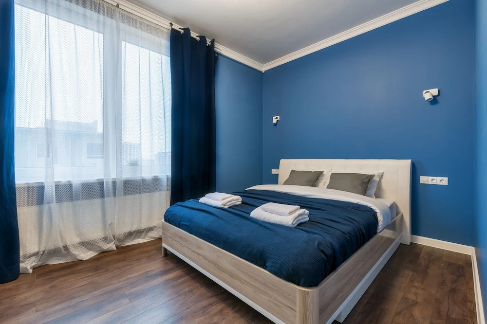 One Bedroom Luxury Apartment-Двухкомнатная квартира у метро Фрунзенская